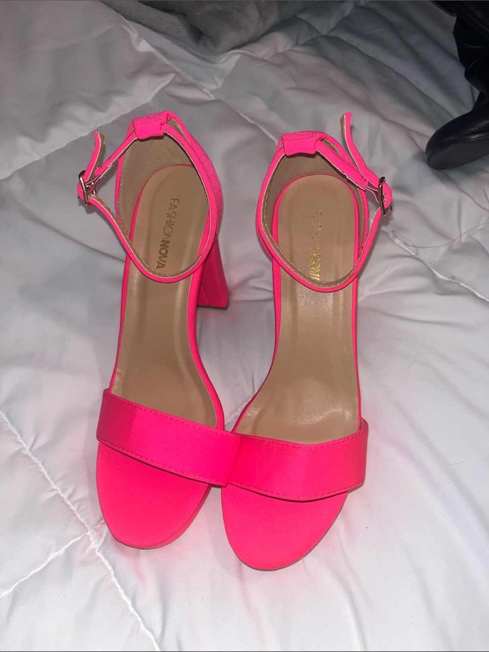 Brand new without tags/ box Fashion Nova Bright Neon Pink high heels